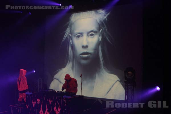 DIE ANTWOORD - 2013-06-18 - PARIS - Le Trianon - Anri du Toit [Yolandi Visser] - Justin De Nobrega [DJ Hi-Tek]